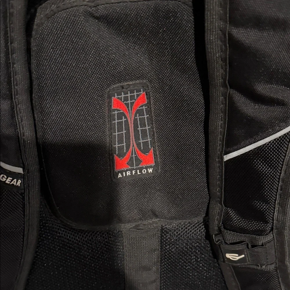 SwissGear Sleek Black Backpack